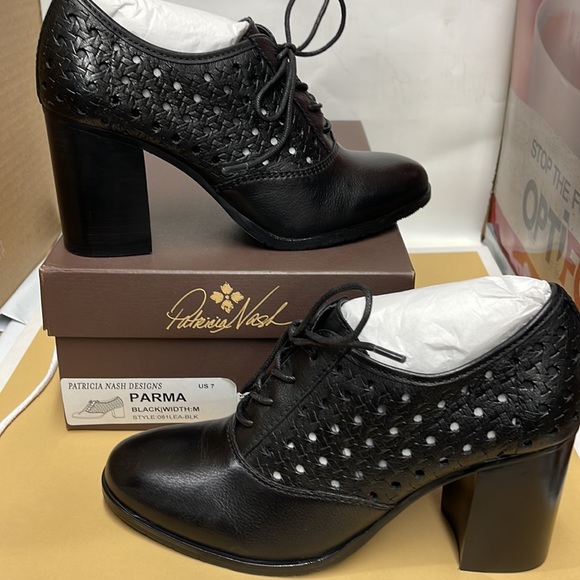 BNIB Patricia Nash Parma Heel Oxford Black size 9 - Picture 2 of 12